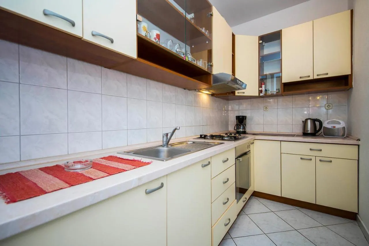 3 Bedroom Apartment Antonio Kastela Croatia