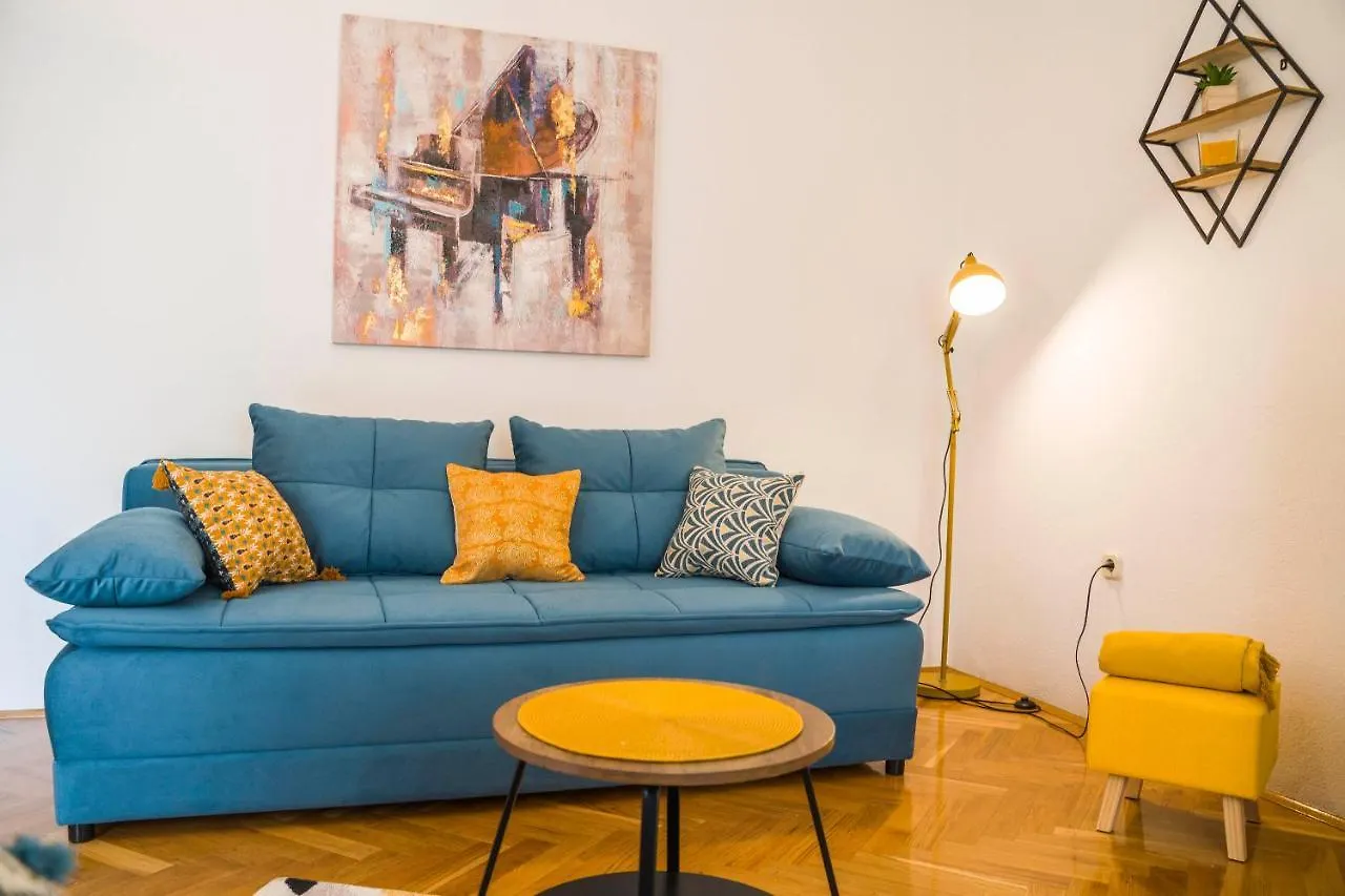 3 Bedroom Apartment Antonio Kastela